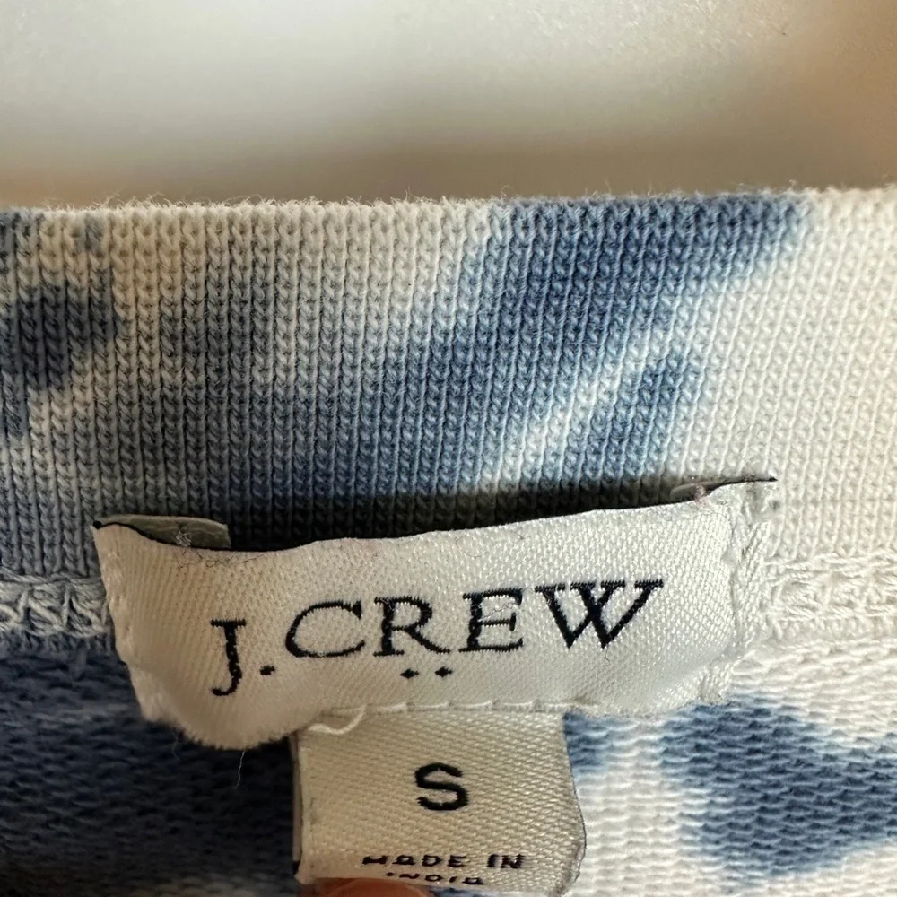 J. Crew Tie Dye Sweatshirt Blue and White Women’s Size Small‎